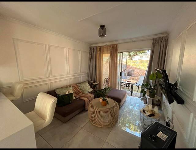 2 BEDROOM PROPERTY TO RENT IN KOSMOSDAL